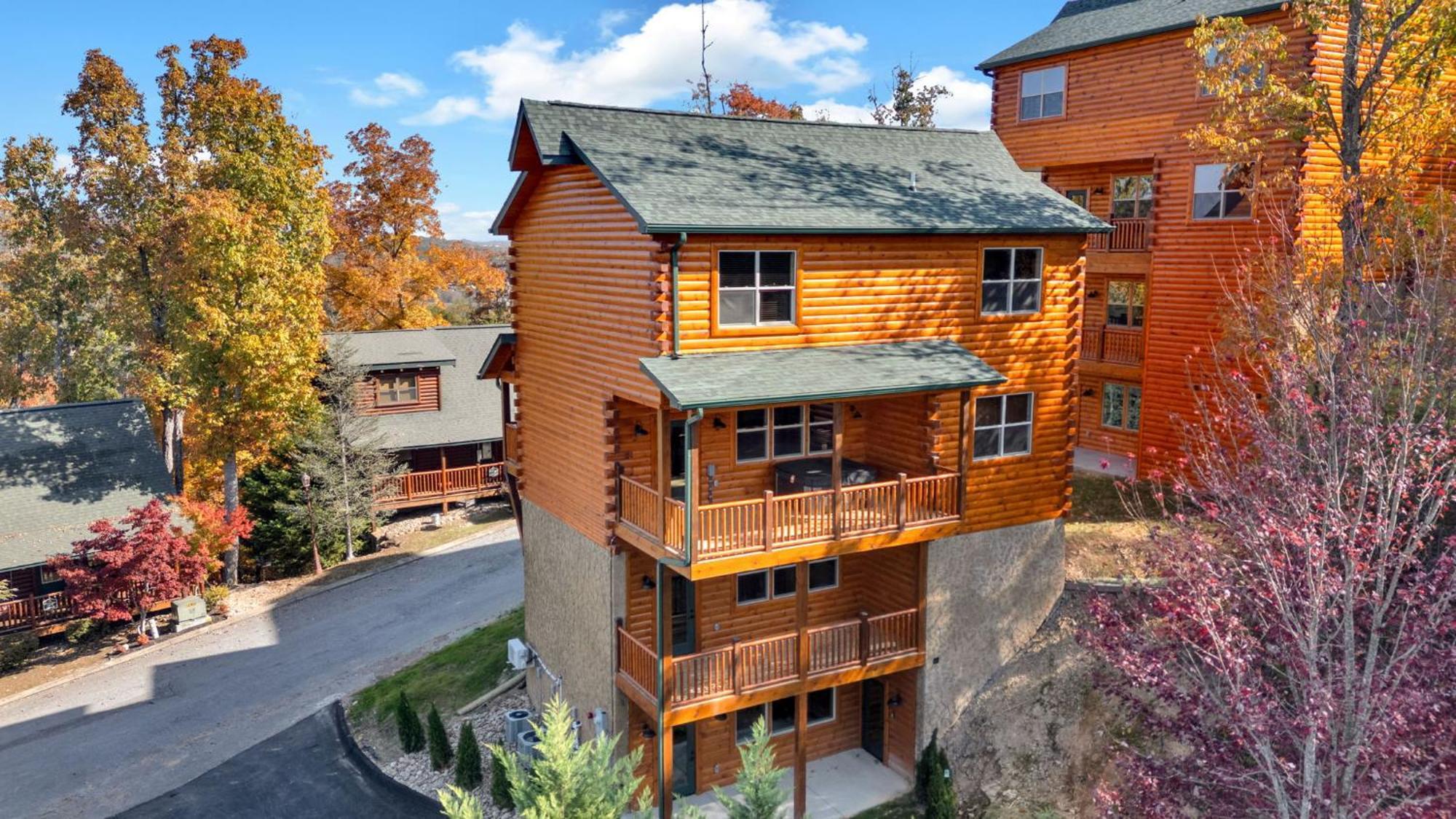 New Luxury Cabin With Indoor Pool, Hot Tub, & Theater Villa Pigeon Forge Eksteriør billede